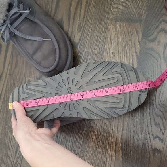 12 - UGG Grey Boots - Picture 7 of 7